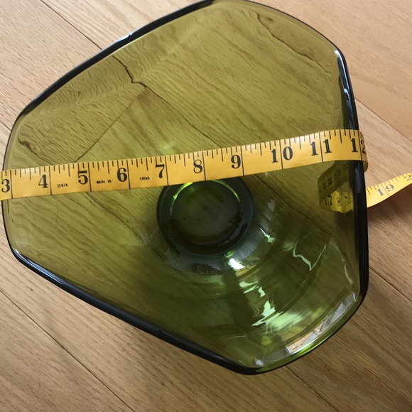 Vintage Anchor Hocking Olive Green Glass Serving Bowl - Picture 9 of 9